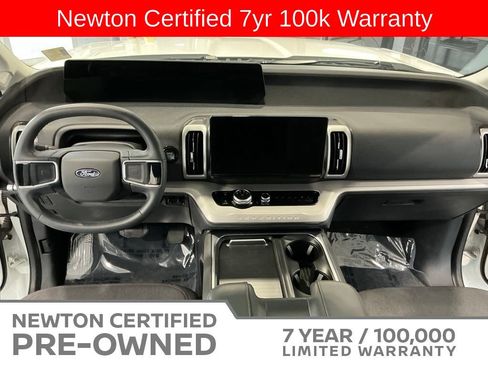 Used 2025 Ford Expedition Max Active AWD/4WD image 10