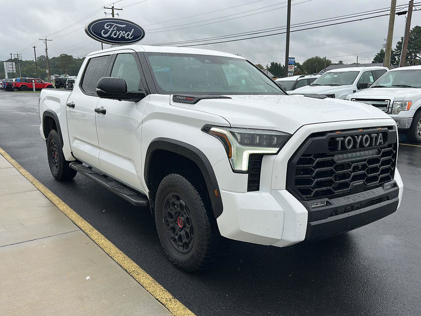 Used 2026 Toyota Tundra TRD Pro AWD/4WD image 3