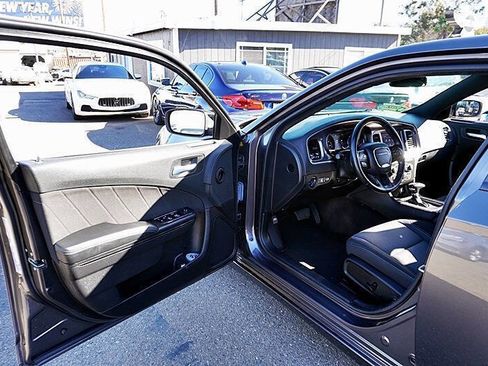 Used 2021 Dodge Charger SXT w/ Blacktop Package image 36