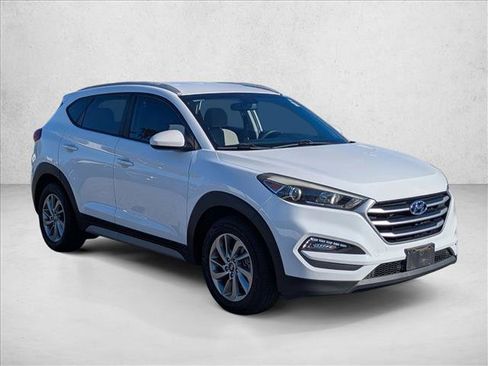 Used 2018 Hyundai Tucson SEL image 3