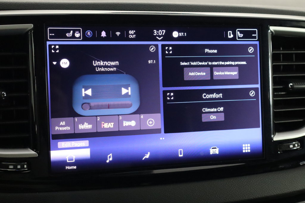 Used 2025 Chrysler Pacifica Select FWD image 33