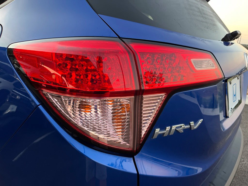 Used 2018 Honda HR-V EX image 7