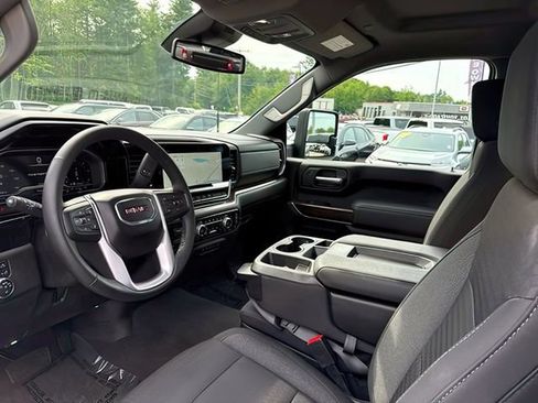 Used 2024 GMC Sierra 3500 SLE w/ SLE Convenience Package AWD/4WD image 16