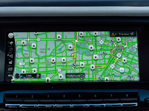 Certified 2022 Rolls-Royce Cullinan image 32