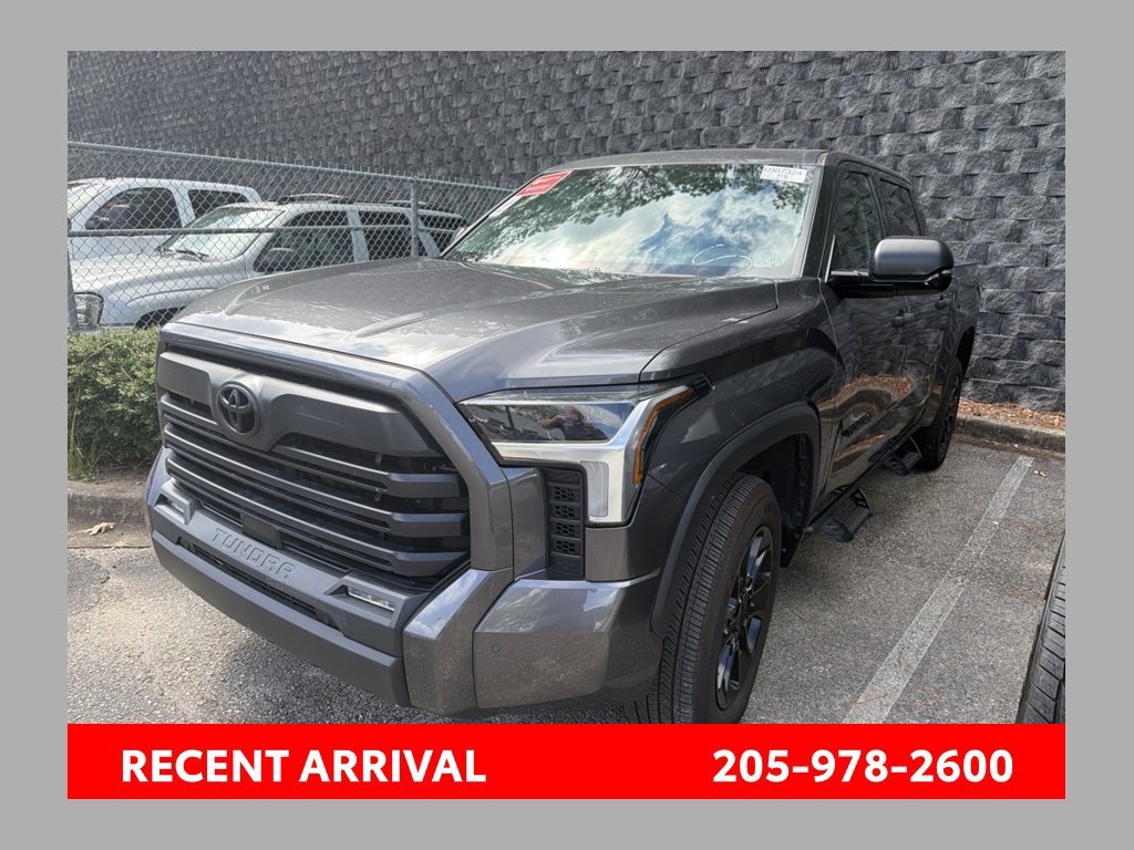 Used 2023 Toyota Tundra SR5 w/ SR5 Convenience Package AWD/4WD image 1