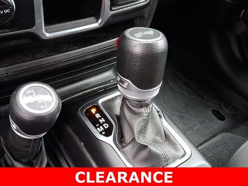 Used 2021 Jeep Wrangler Unlimited Sport image 14