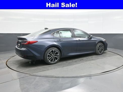 New 2026 Toyota Camry XLE image 7