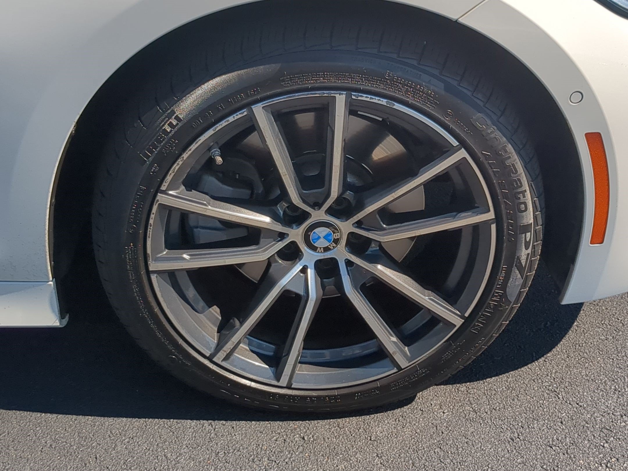 Used 2021 BMW 330i Sedan w/ Premium Package RWD image 12