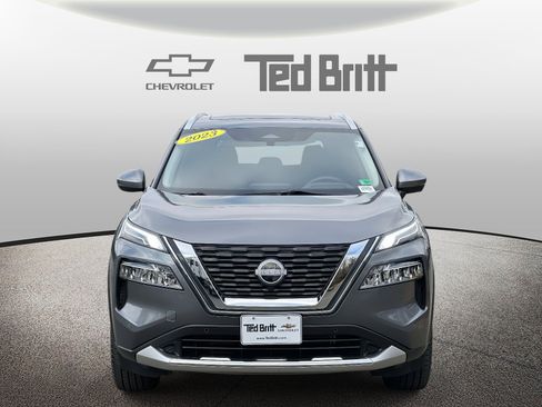 Used 2023 Nissan Rogue Platinum w/ Platinum Premium Package image 2