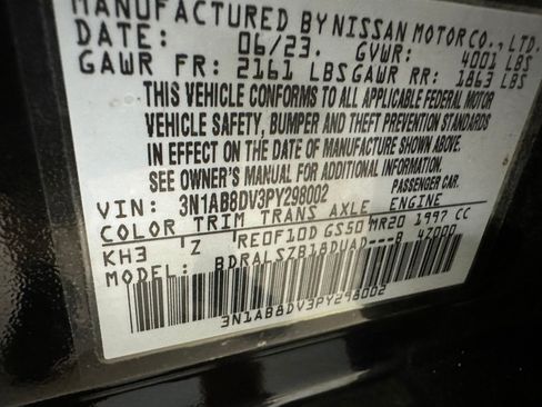 Used 2023 Nissan Sentra SR w/ SR Premium Package FWD image 39