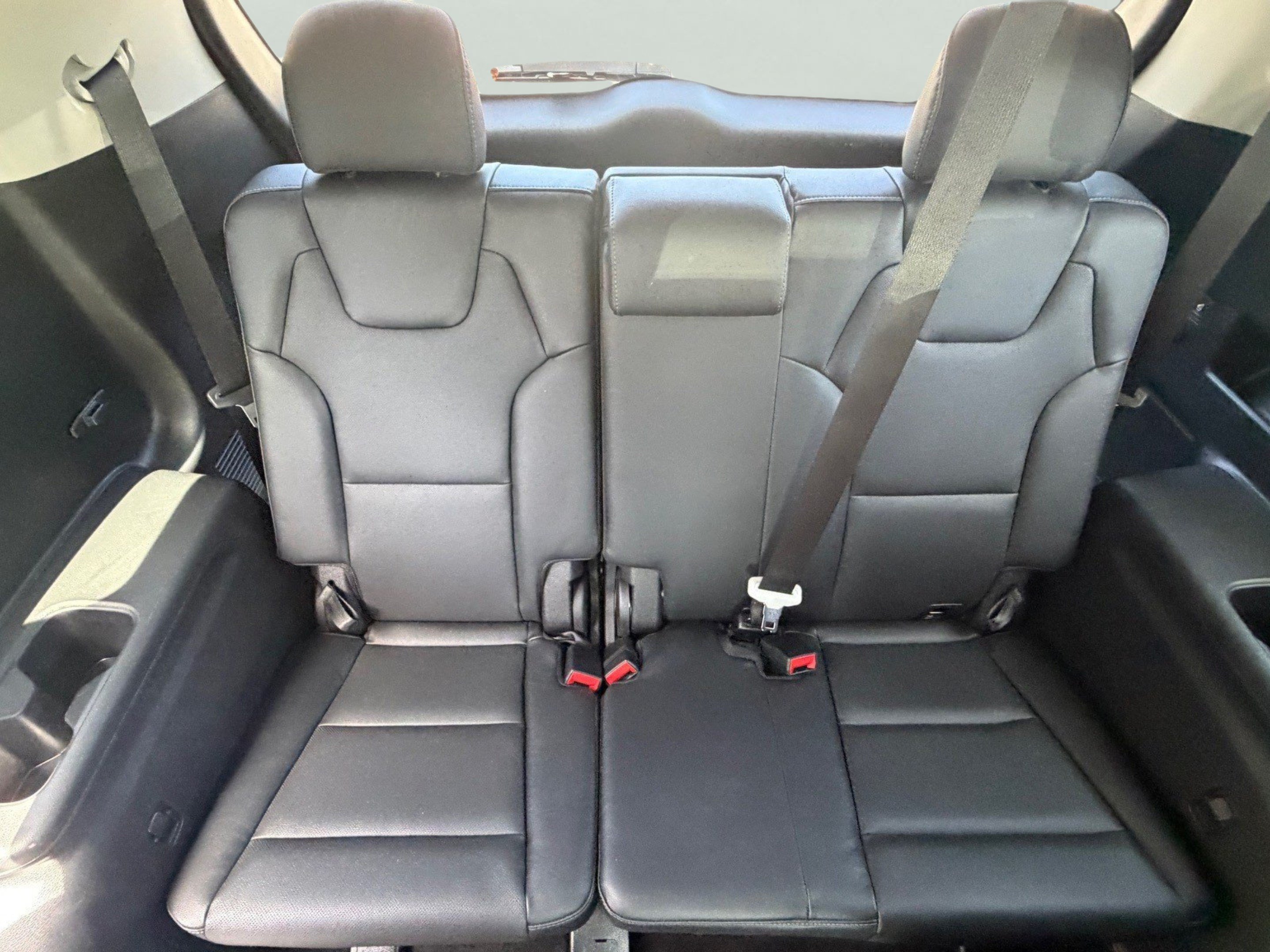 Used 2025 Kia Telluride SX w/ SX Captain's Chair Package FWD image 19