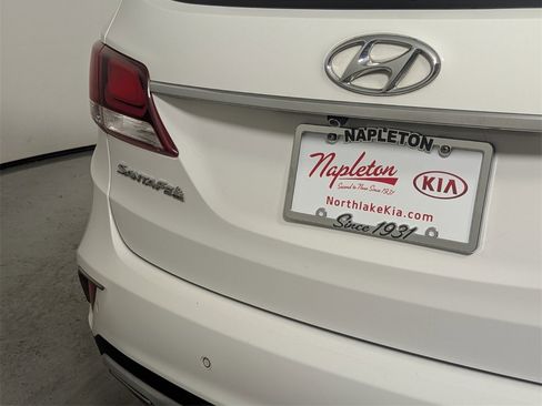 Used 2017 Hyundai Santa Fe SE Ultimate w/ SE Ultimate Tech Package 03 image 8