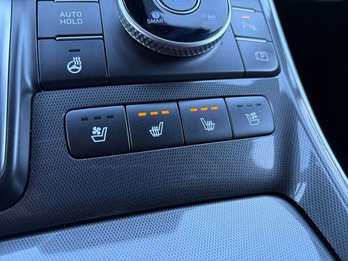 Used 2023 Hyundai Santa Fe Calligraphy image 5