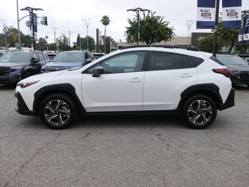 Certified 2026 Subaru Crosstrek 2.5i Premium AWD/4WD image 2