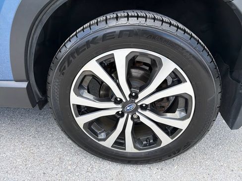 Used 2022 Subaru Forester Limited AWD/4WD image 12