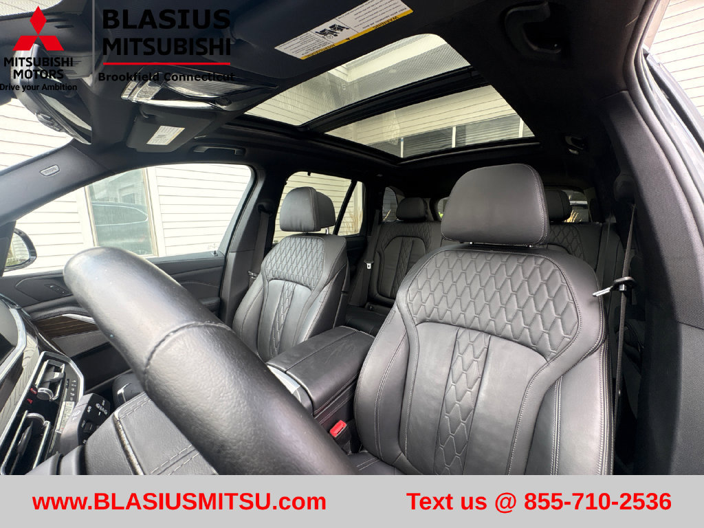 Used 2020 BMW X5 xDrive50i w/ Executive Package AWD/4WD image 19