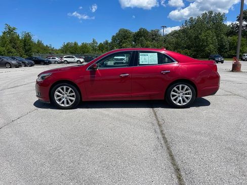 Used 2014 Chevrolet Malibu LTZ FWD image 2
