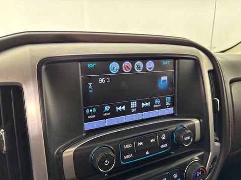 Used 2018 GMC Sierra 1500 SLT AWD/4WD image 18