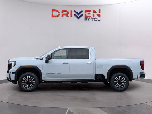 New 2026 GMC Sierra 2500 Denali Ultimate image 2