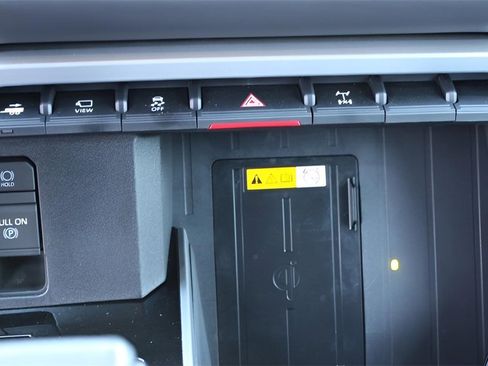 Used 2024 Toyota Tundra Platinum image 16