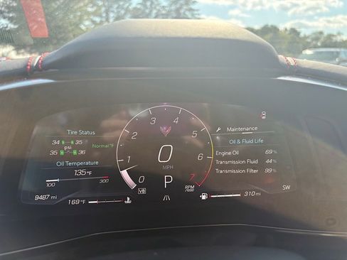 Used 2024 Chevrolet Corvette Stingray Premium Conv w/ Z51 Performance Package image 14