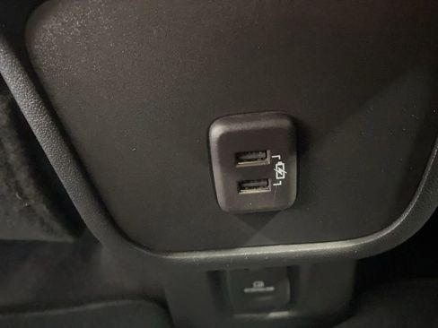 Certified 2023 Chevrolet Equinox RS image 33