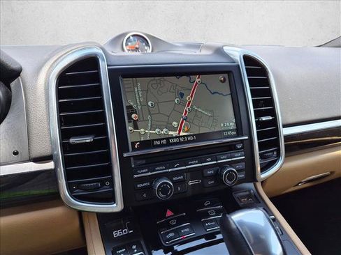 Used 2015 Porsche Cayenne S AWD/4WD image 15