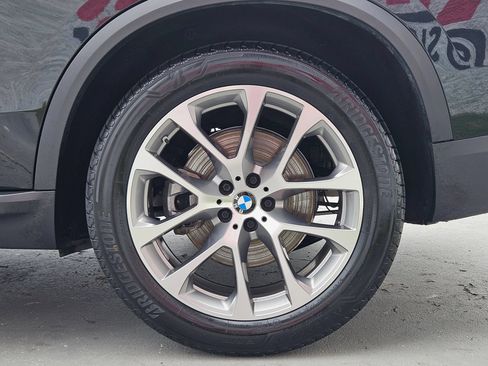 Used 2023 BMW X5 xDrive40i AWD/4WD image 28