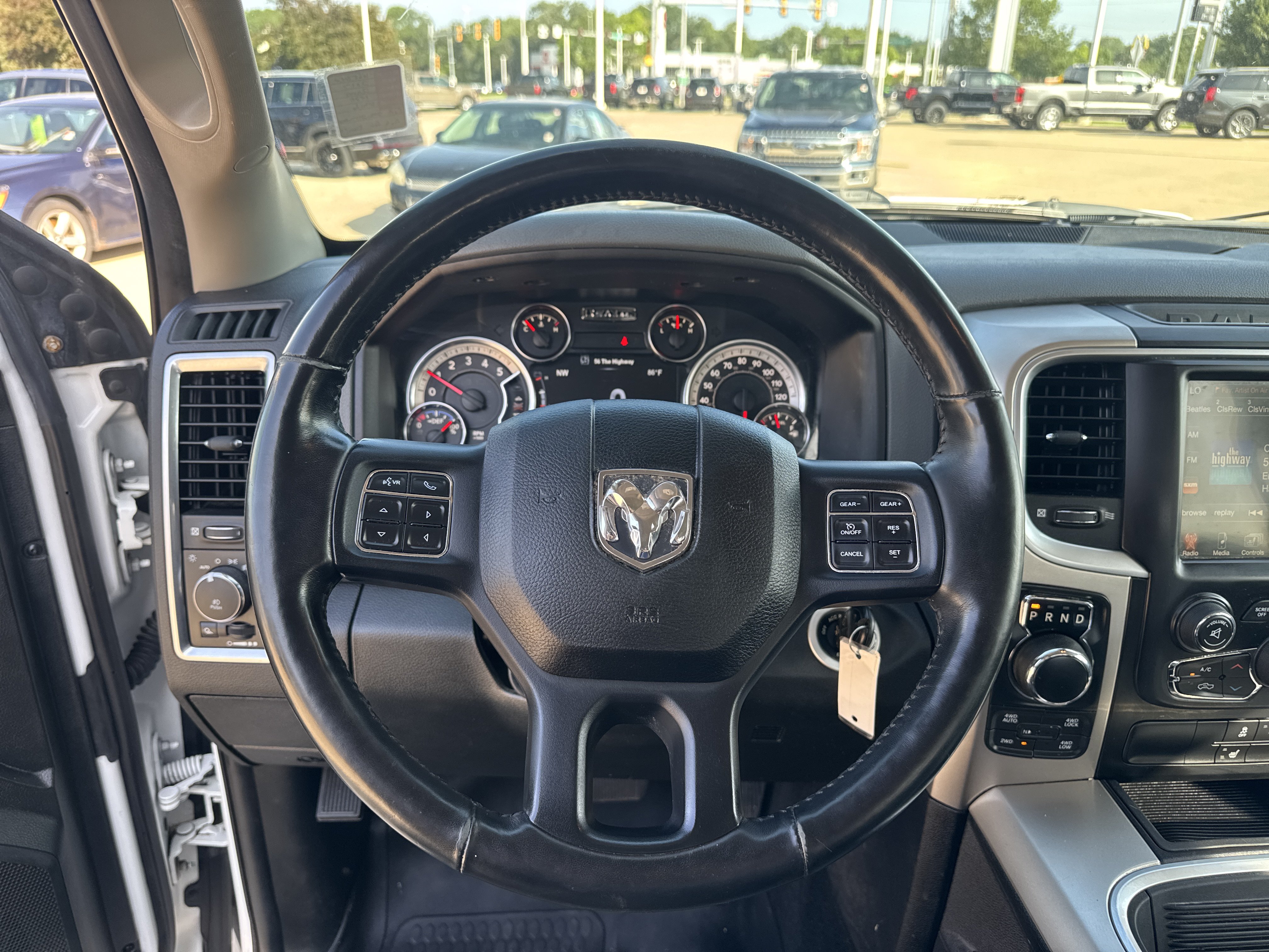 Used 2017 RAM 1500 Big Horn AWD/4WD image 10