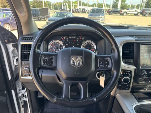 Used 2017 RAM 1500 Big Horn AWD/4WD image 10