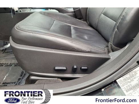 Used 2011 Ford Fusion SEL image 9
