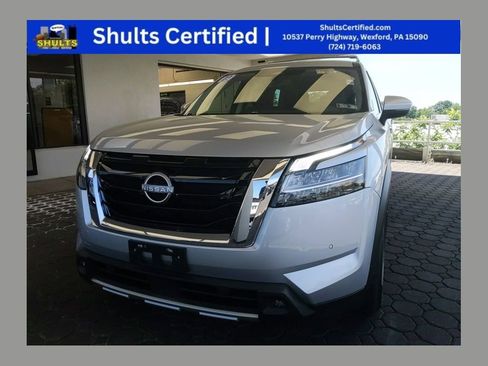 Used 2023 Nissan Pathfinder SL w/ Lighting Package (N92) AWD/4WD image 1
