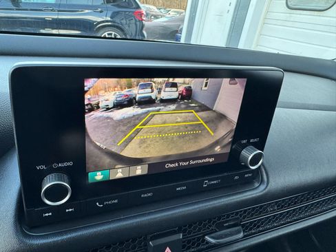 Used 2023 Honda HR-V LX image 13