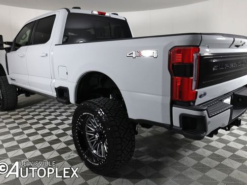 Used 2026 Ford F250 Platinum image 8