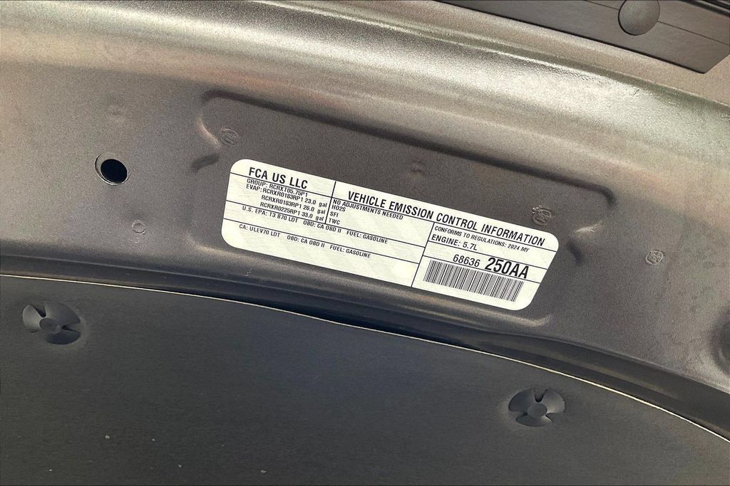 Used 2024 RAM 1500 Big Horn AWD/4WD image 31