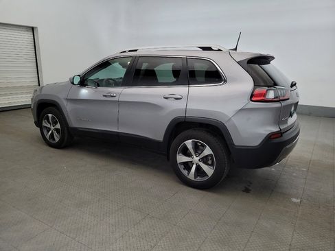 Used 2019 Jeep Cherokee Limited w/ Technology Group AWD/4WD image 3