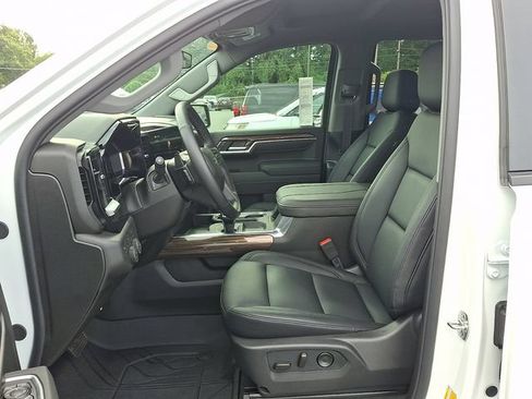Used 2026 Chevrolet Silverado 1500 RST w/ Protection Package AWD/4WD image 10