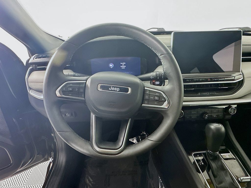 Used 2024 Jeep Compass Limited w/ Elite Group AWD/4WD image 16
