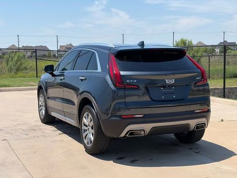 Used 2021 Cadillac XT4 Premium Luxury FWD image 7