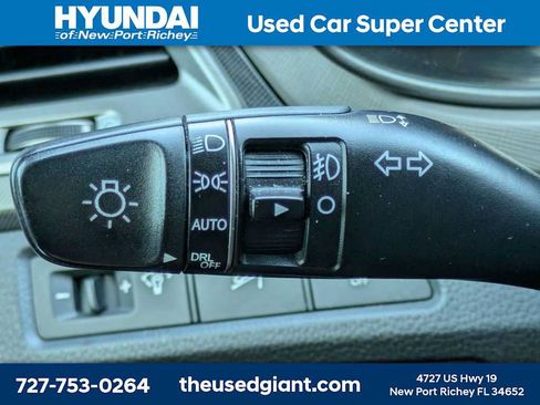 Used 2015 Hyundai Santa Fe Sport w/ Option Group 02 FWD image 32
