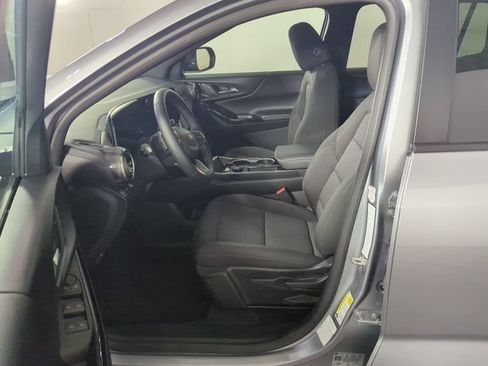 Used 2026 Chevrolet Equinox LT FWD image 14