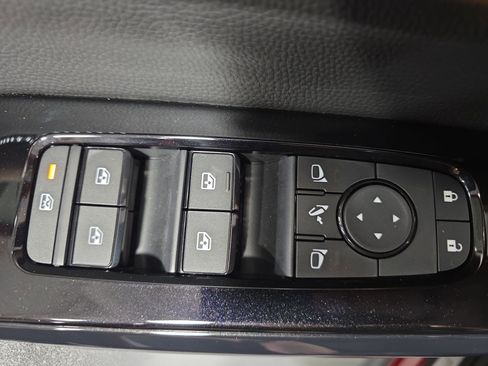 New 2026 Nissan Pathfinder Platinum w/ Cargo Package image 27