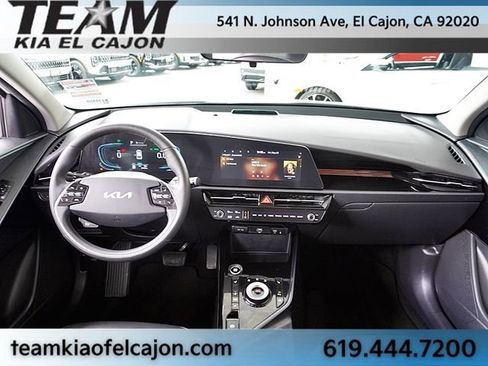 Certified 2025 Kia Niro EX w/ EX Cold Weather Package FWD image 18