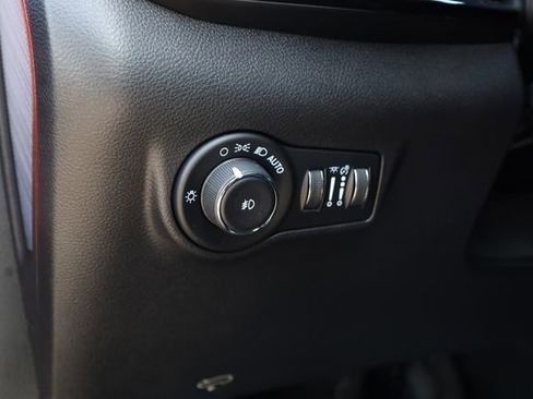 Used 2022 Jeep Compass Altitude w/ Convenience Group image 12