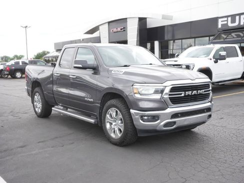 Used 2019 RAM 1500 Big Horn AWD/4WD image 2