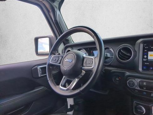 Used 2022 Jeep Wrangler Unlimited Sahara w/ Safety Group image 27