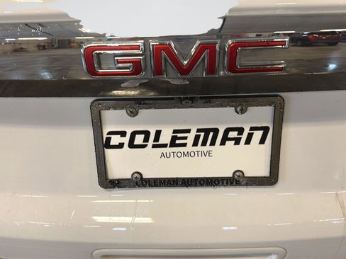 Used 2024 GMC Yukon XL SLT w/ SLT Luxury Package AWD/4WD image 34