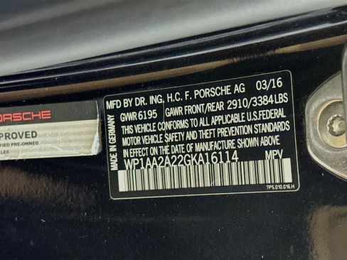 Used 2016 Porsche Cayenne w/ Premium Package image 53