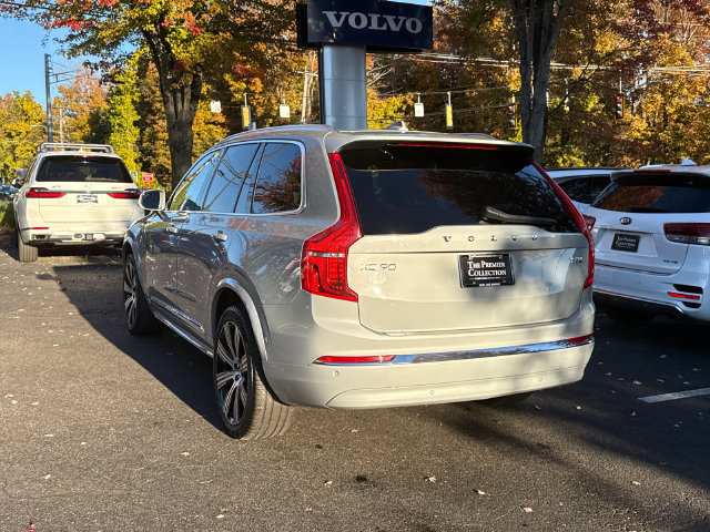 Certified 2025 Volvo XC90 T8 Plus AWD/4WD image 2