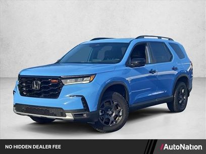 Used 2025 Honda Pilot TrailSport